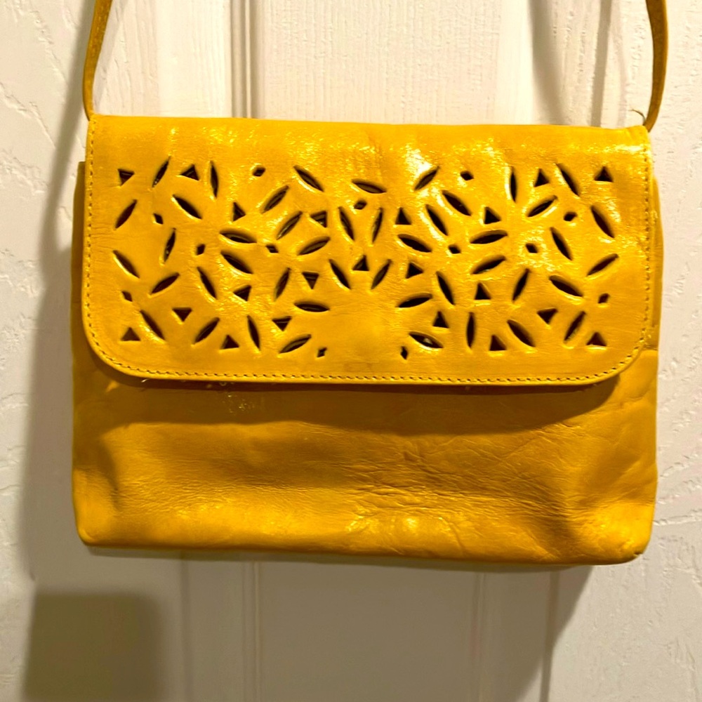 Vintage Mustard Yellow Leather Purse